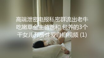 八块腹肌朱亚文,被两根巨屌同时慰问,换来换去吃爽歪歪,吃完还被轮流开苞