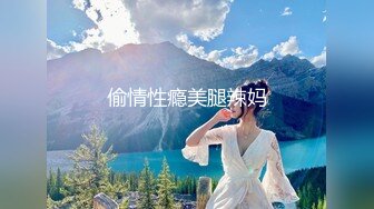 [MP4]超大头道具、超粗假屌、水晶棒分别扩肛配合振动棒振B龇牙咧嘴不知是爽还是疼直叫