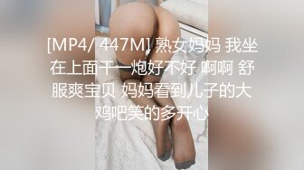 骚狐狸整天勾搭我，老公不在家爱偷吃，性欲强烈，露脸吞精，吃在嘴里！