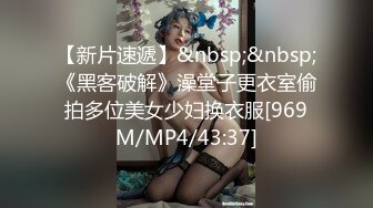 游乐场全景偷拍多位年轻美女的极品嫩鲍 (3)