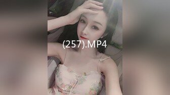 OSTP137 老哥约啪苗条外围女，高难度站立倒立69口交跳蛋自慰，按着双手后入抽插最后颜射