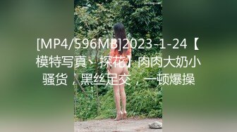 万人求重磅福利，OF极品大乳头原味小清新反差女神【纭纭】订阅，白皙蜜桃臀粉嫩美鲍道具紫薇各种淫态勾引 (3)