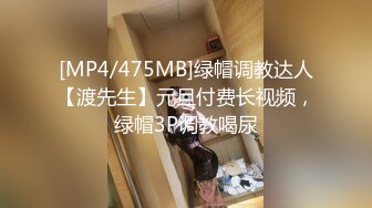 黑妞的逼都被自己玩到淫水泛滥了