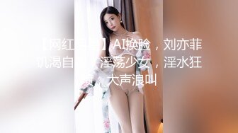 TWTP 游乐场女厕全景偷拍几个撅着屁股嘘嘘的高颜值美女2 (5)