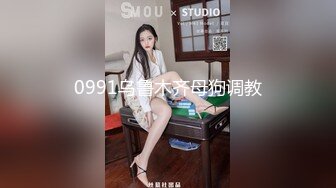 [MP4]长相甜美萌妹子穿上学生制服啪啪，舔弄大屌抬腿侧入后入猛操搞得妹子呻吟连连