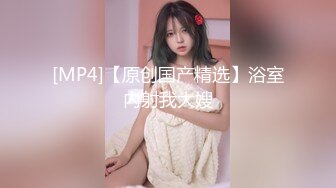 唯美女神水下激情 高难度性爱姿势水下尽情施展