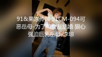 按摩女帮客人足交，最后客户想做爱也能帮其解决